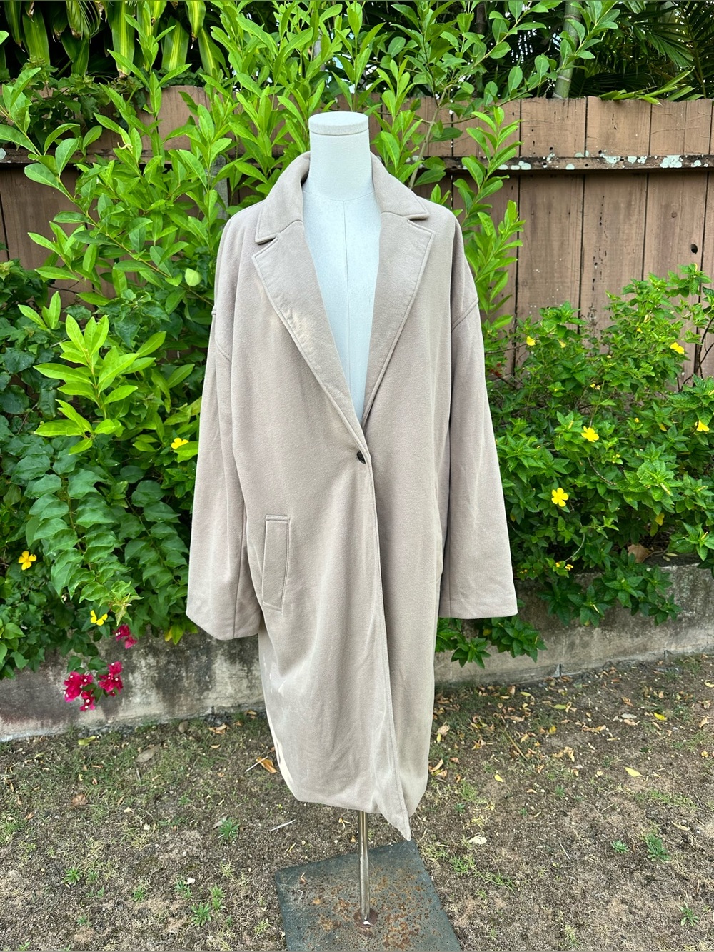 ALO Yoga VIP Trench Coat Size L